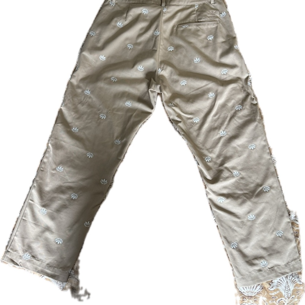 adidas Women's Originals All Over Mini Crest Chino Pant - Beige Size 16 - Picture 4 of 7